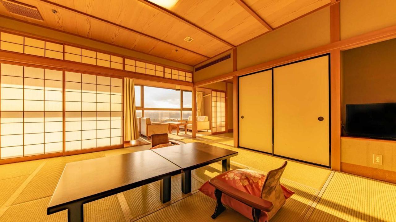 Hotel Fujiya Kaga  Zewnętrze zdjęcie